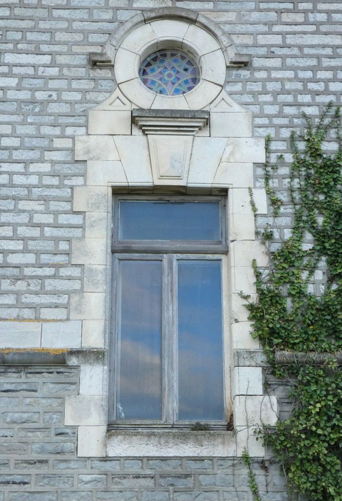 Façade nord : détail fenêtre de la salle d'orgue.