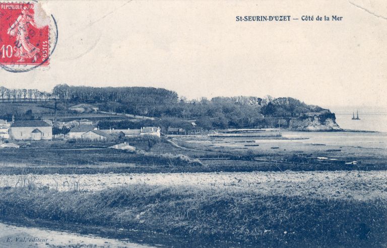 Saint-Seurin-d'Uzet vu depuis le nord-ouest vers 1910, avec l'estuaire au pied du château.
