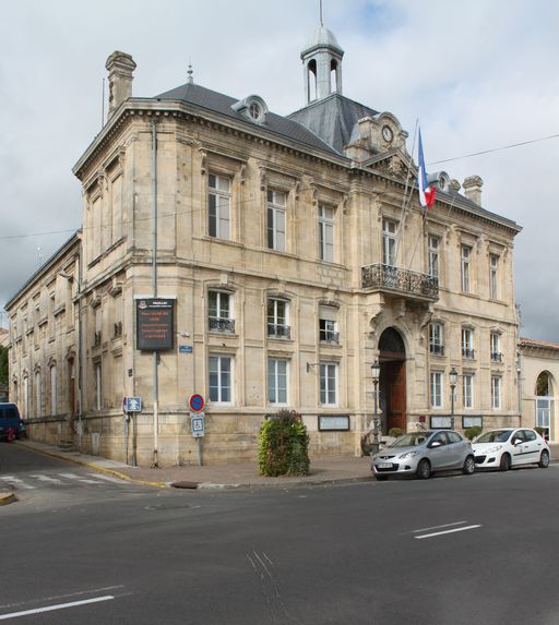 Hôtel de Ville.