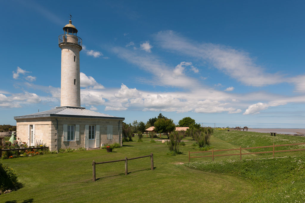 Le phare vu du côté sud-ouest.