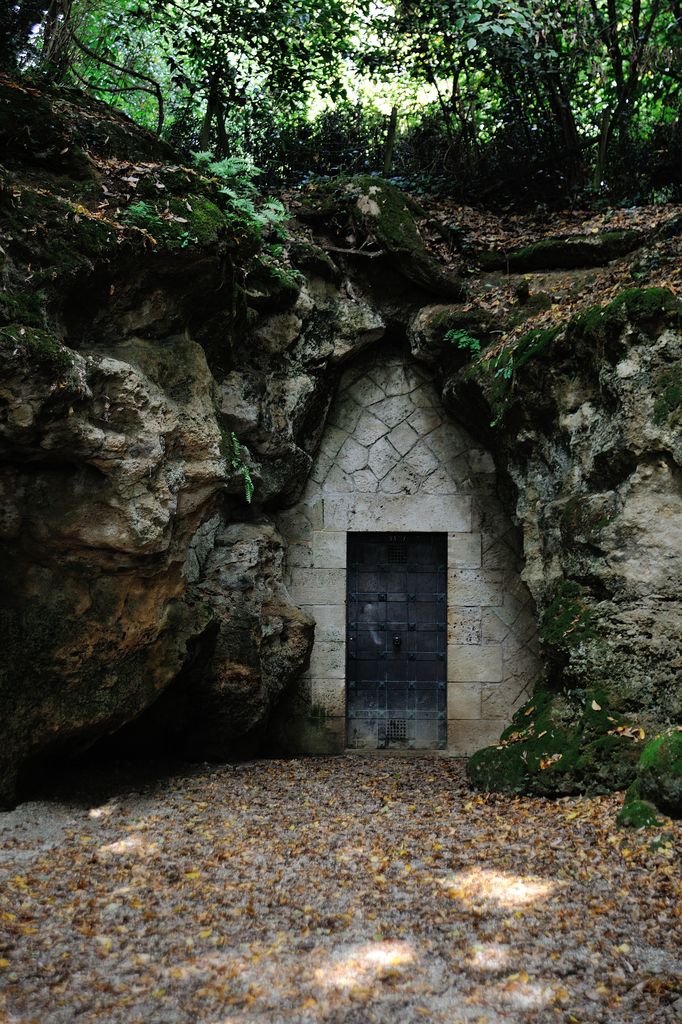 Grotte de Pair-non-Pair : entrée.