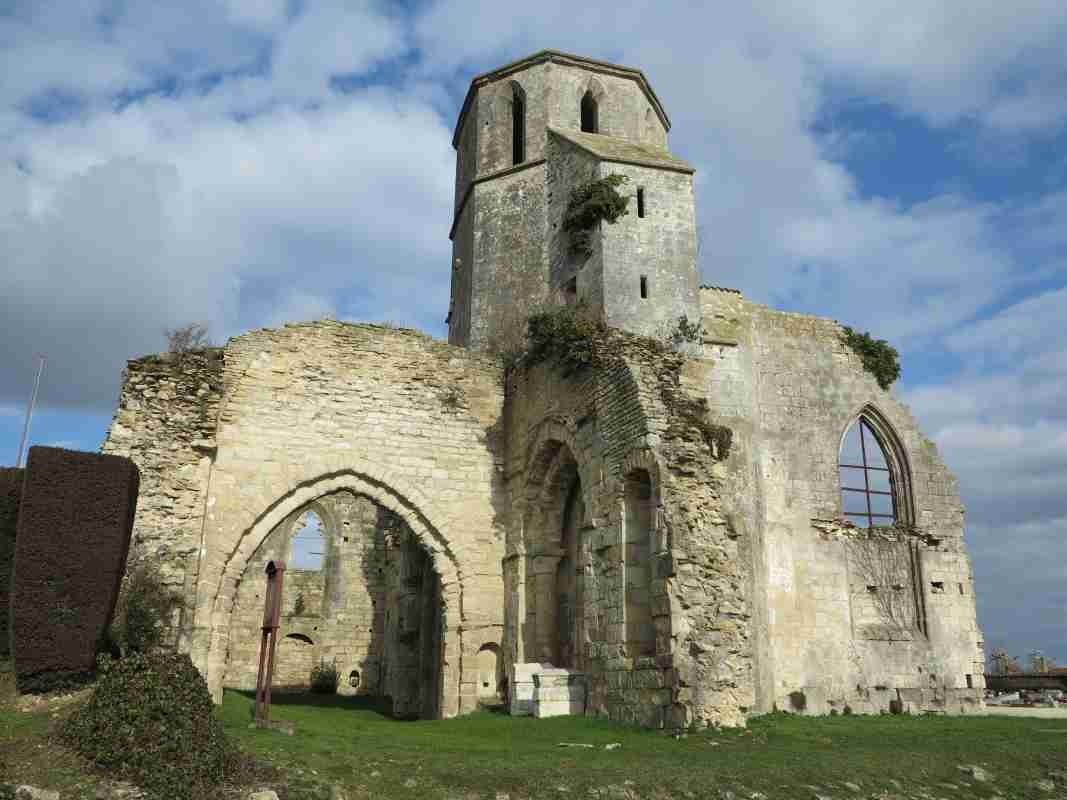 Eglise Saint-Etienne de Marans (vestiges)