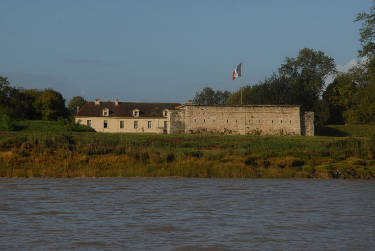Vue du site depuis la Gironde.
