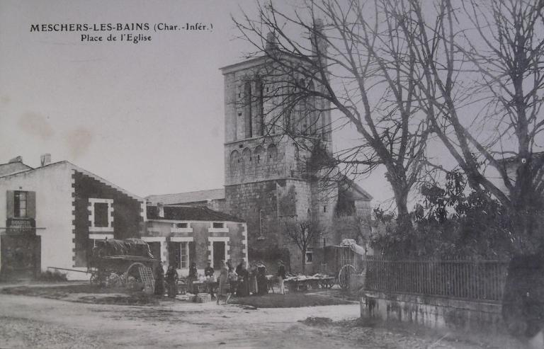 La place de l'Eglise vers 1900.