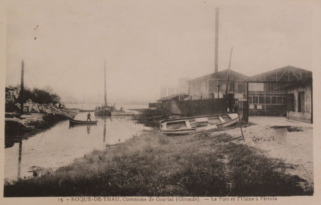 Roque de Thau : le port et l'usine à pétrole. Carte postale, début du 20e siècle.
