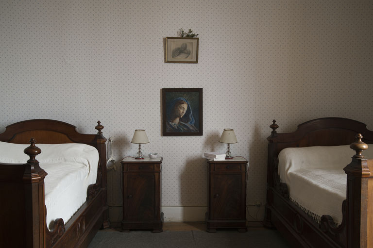 Premier étage : chambre de Jeanne et François Mauriac, vue d'ensemble en direction de l'est.