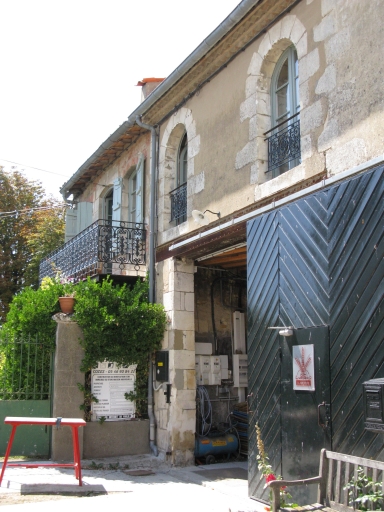 Partie gauche du magasin.