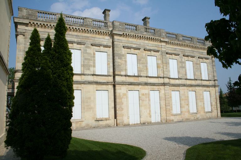 Château : façade postérieure.