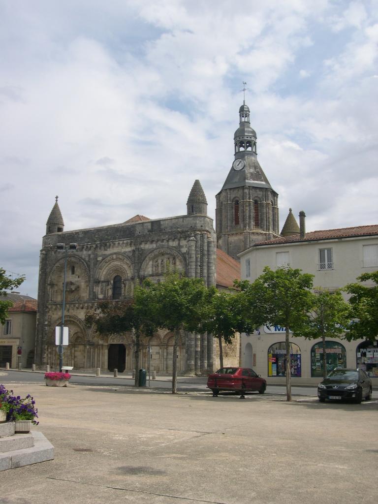 Façade vue du sud-ouest.