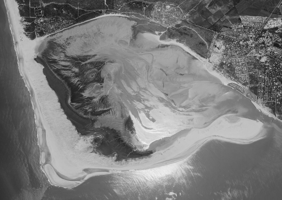 Vue aérienne de la baie de Bonne Anse en 2000.