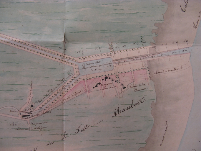 Projet de l'ingénieur Lessore en 1839 : création d'un bassin à flot et d'un nouveau chenal droit.