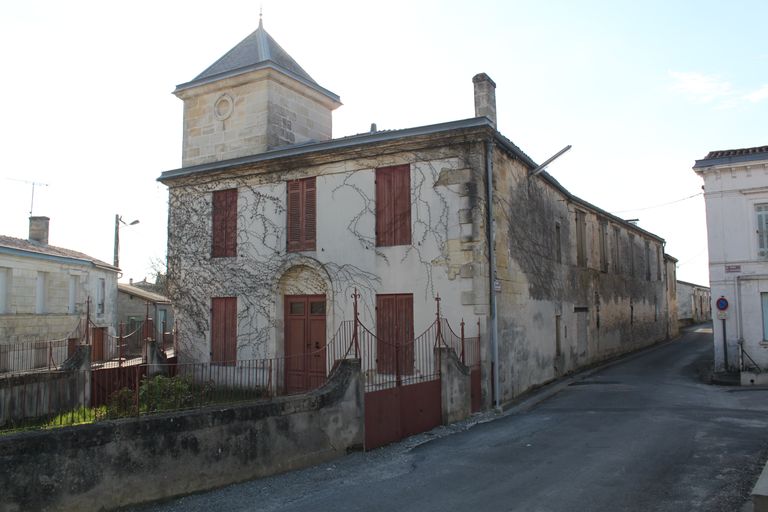 Maison dite château Teynac.