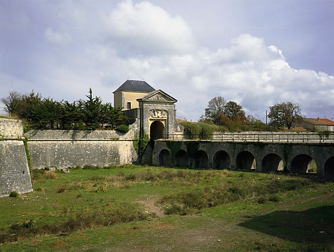 Porte des Campani ou de La Flotte, Saint-Martin-de-Ré.