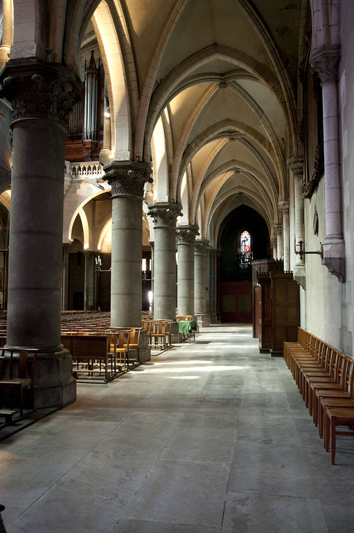 Vue du collatéral est depuis le transept.