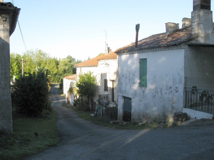 Maisons du hameau de la Trigale.