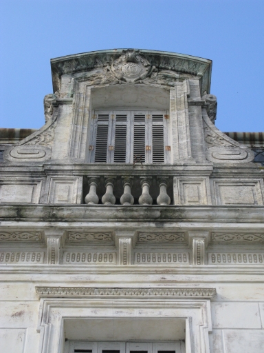 Décor d'une maison de notable de 1878, 12-14 rue de l'Eglise.