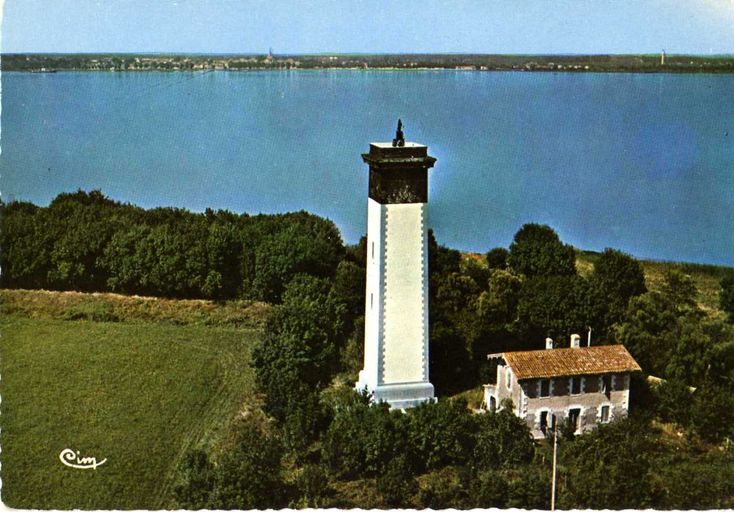 Carte postale : phare de Patiras, 20e siècle.