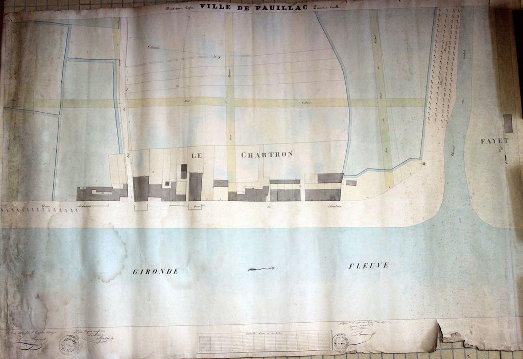 « Ville de Pauillac, première feuille, deuxième copie ». Papier, encre, lavis, par Henry Bagouet (géomètre), 1835 [AC Pauillac, non coté].