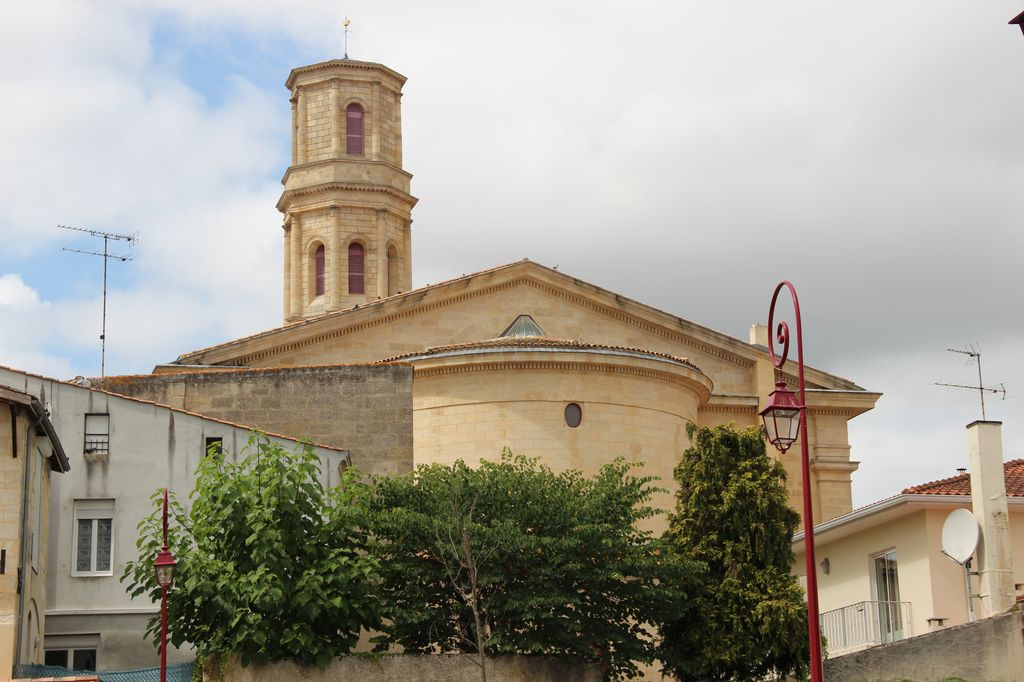 Église paroissiale Saint-Martin - Vue d'ensemble du chevet.