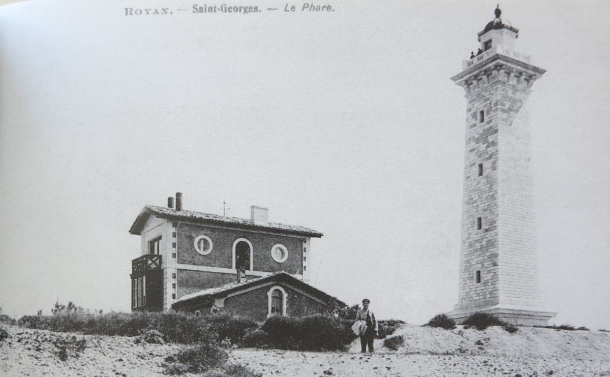 L'ancien et le nouveau phare au début du 20e siècle.