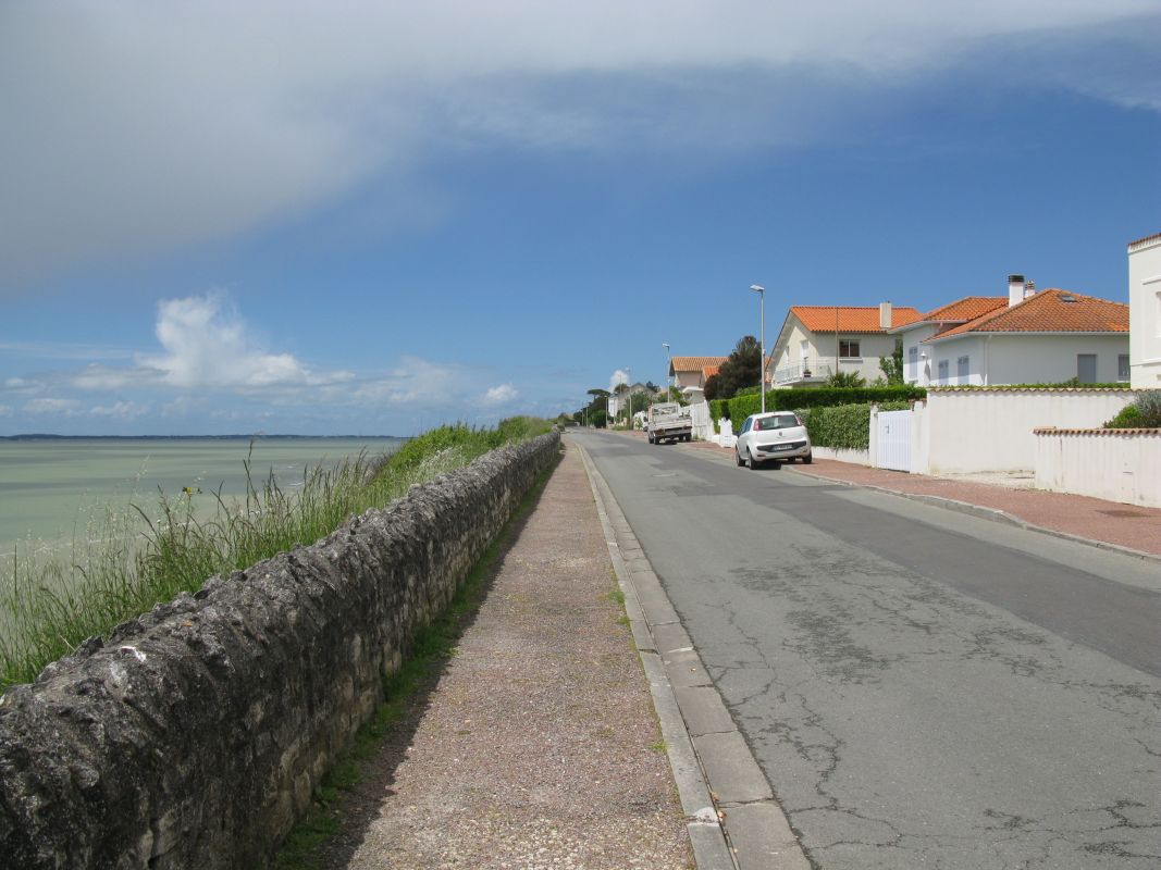 Le boulevard de la Falaise.
