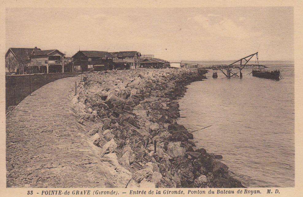 Carte postale : Pointe de Grave, entrée de la Gironde, Ponton du bateau de Royan, 1ère moitié 20e siècle.