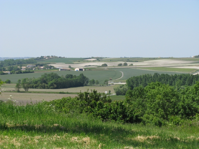 La vallée entre Cônac et les Granges, vue depuis la Métairie.