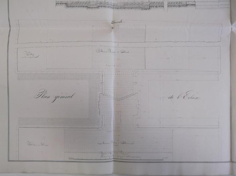 Projet d'aménagement du port en 1847 par l'ingénieur Potel : plan de l'écluse de chasse.