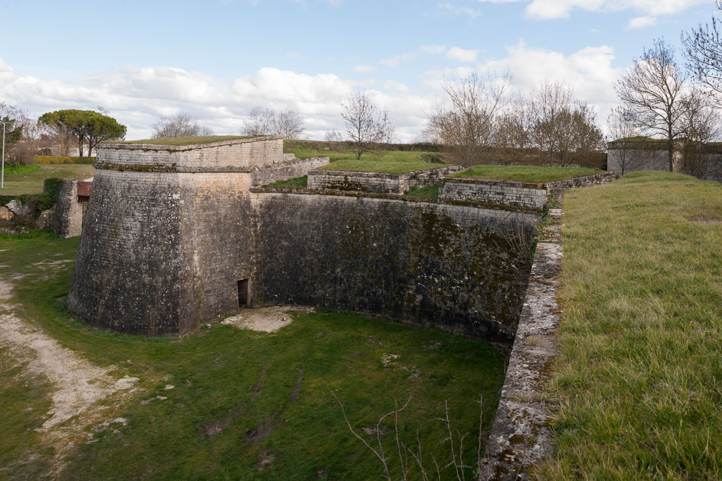 Bastion du château : flanc nord-ouest et orillon.