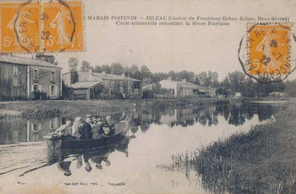 La Sèvre Niortaise au niveau d'Irleau et du Village de la Sèvre vers 1920.