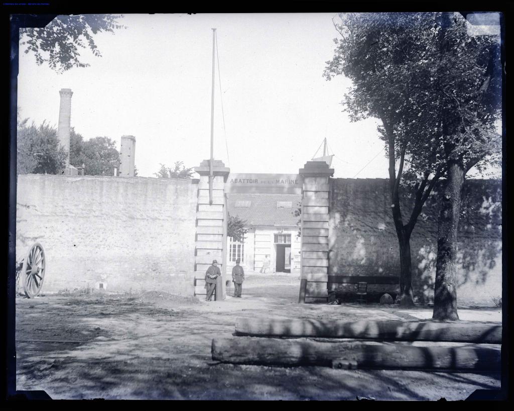 L'entrée de l'abattoir en 1890.