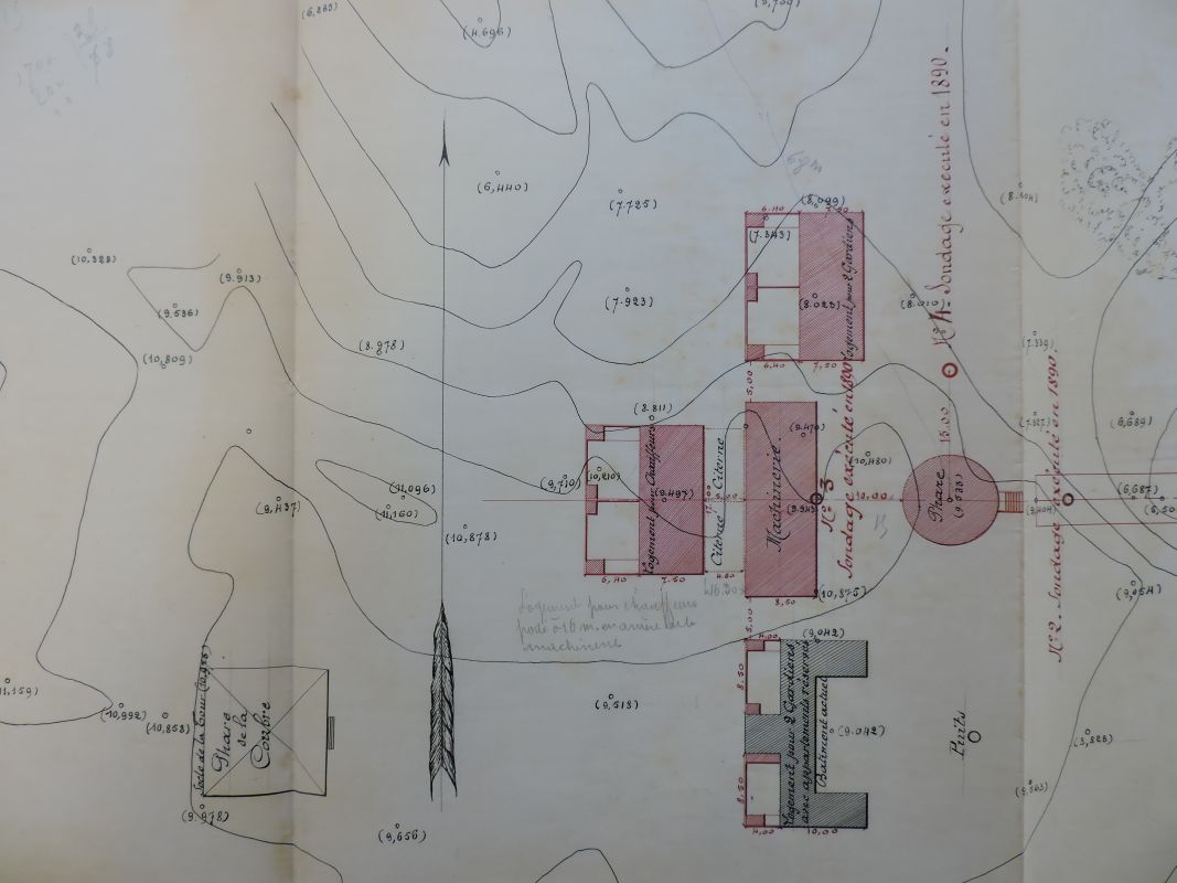 Plan du phare de 1895, projet du 5 juin 1890 : plan du phare et de ses annexes, avec en bas à gauche, le phare de 1860.