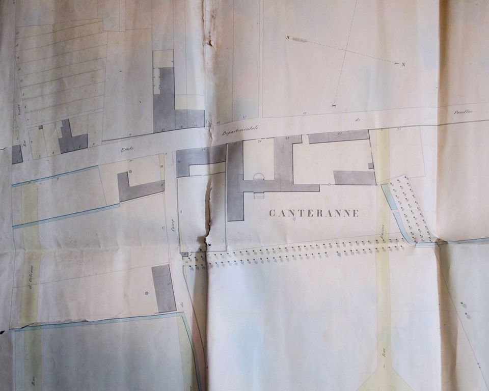 « Plan de la Ville de Pauillac, troisième copie, deuxième feuille ». Papier, encre, lavis, par Henry Bagouet (géomètre), 1835 : détail.