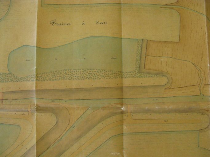 Détail du plan de 1869 : vestiges de l'ancien lit du chenal sur la rive gauche du nouveau chenal.