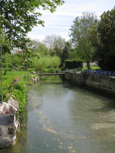 La rivière du Juliat au nord du bourg.