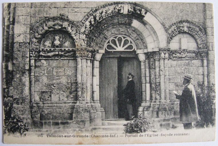 Le portail nord après les premières restaurations, carte postale vers 1910.