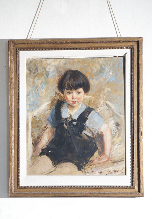 Salon (au-dessus de la commode du mur nord-ouest) : portrait de Claude Mauriac enfant, par Jacques-Emile Blanche, huile sur toile, 1918.