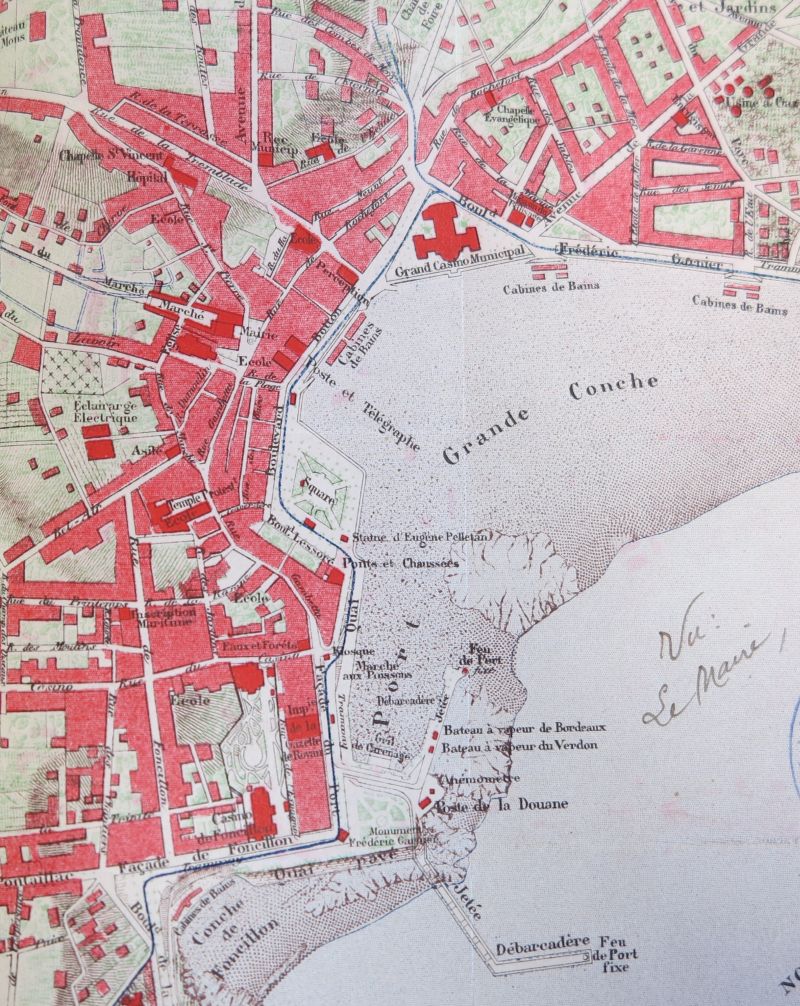 Extrait du plan de la fin du 19e siècle édité par V. Billaud : le front de mer et le port.