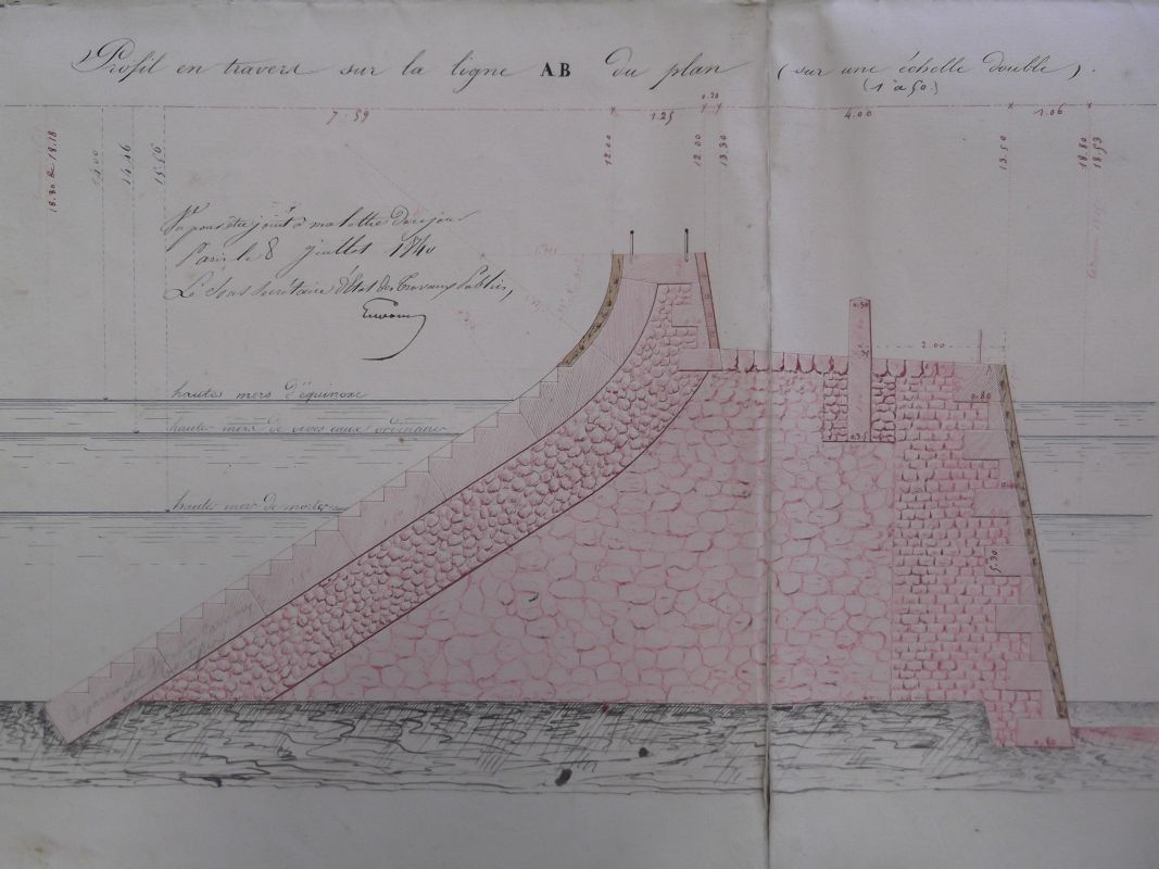 Coupe de la nouvelle jetée proposée en 1840.