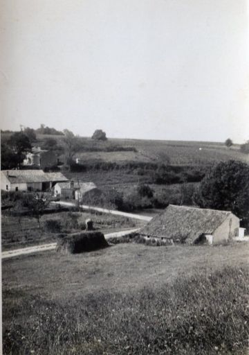 Le bourg de Floirac vers 1960.