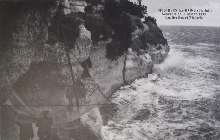 Carrelet le long des falaises de Meschers en 1912.