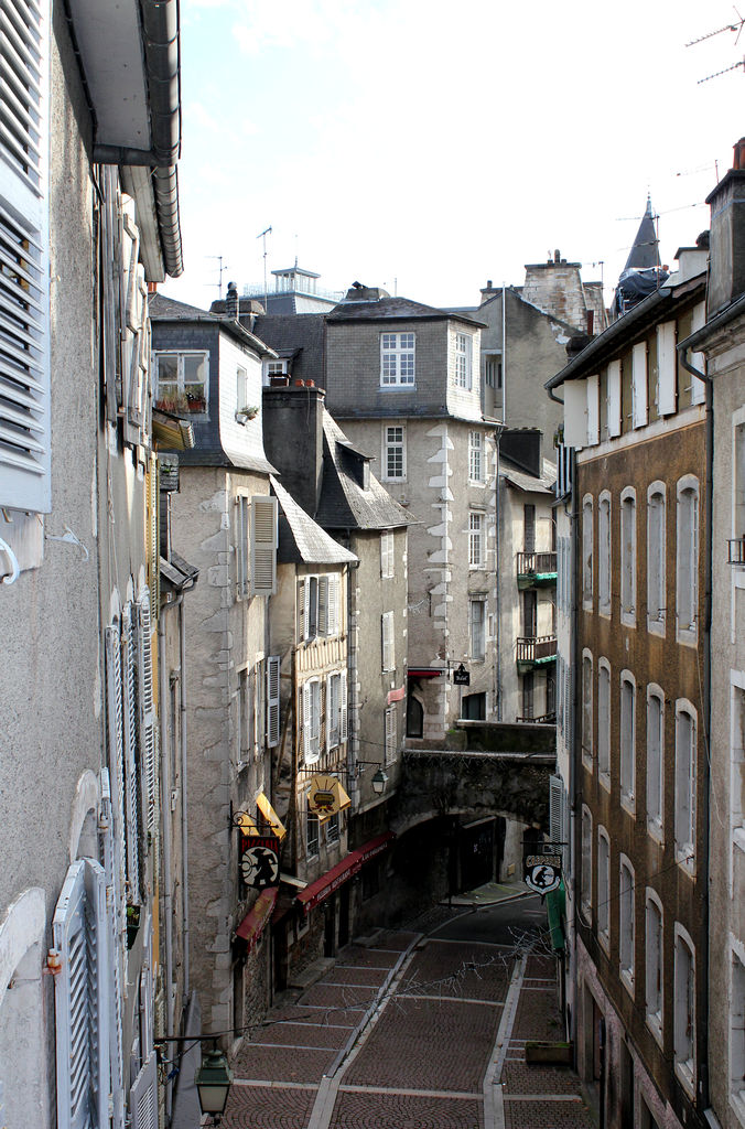 Quartier du château, rue du Moulin.