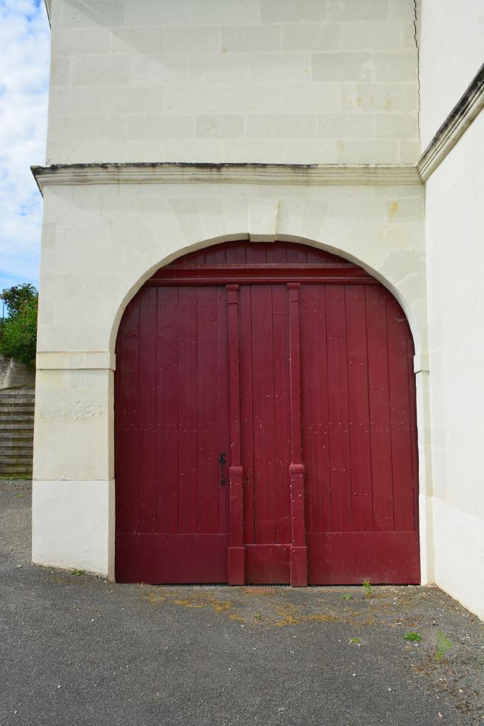 Maison : porte cochère.