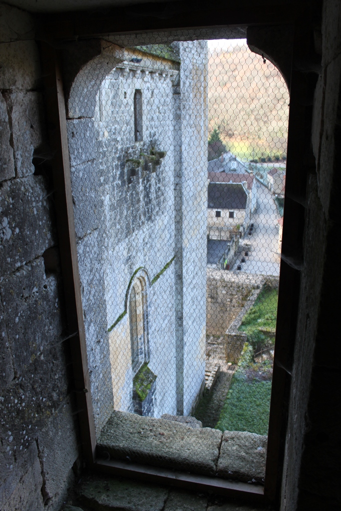 Transept nord, accès à l'ancienne bretèche ouest.