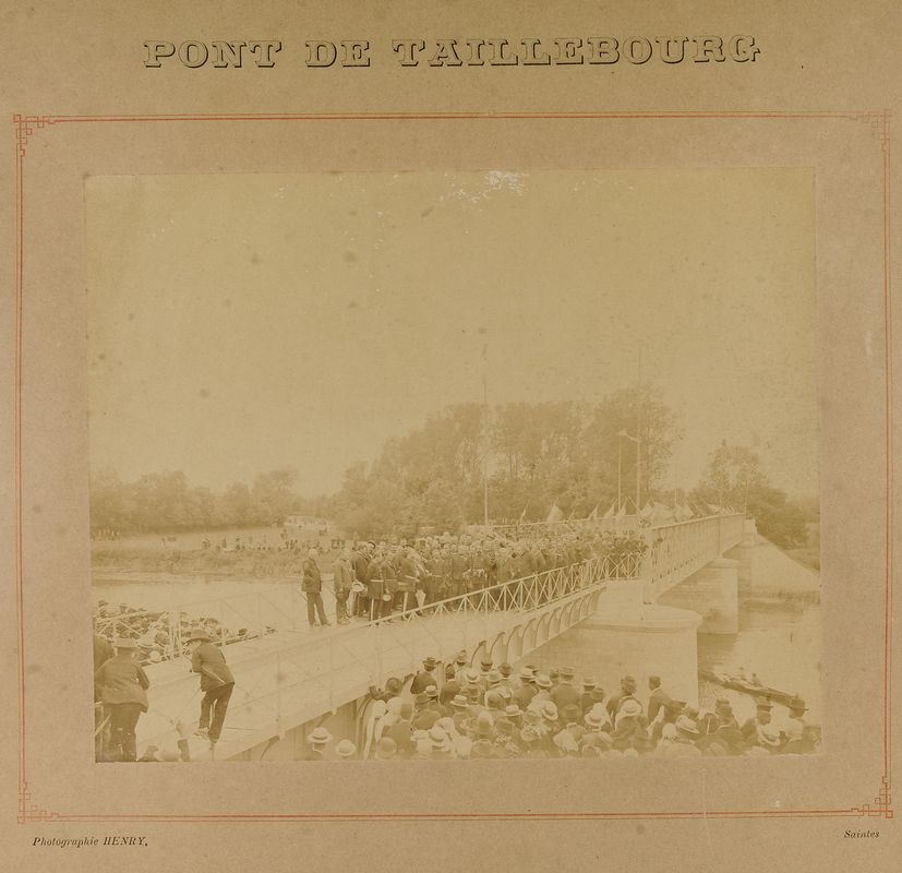 L'inauguration du pont en 1891. AD Charente-Maritime, 1 Fi Taillebourg 1.
