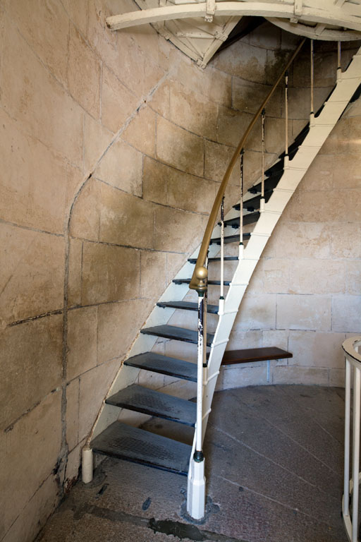 L'escalier d'accès au dernier niveau.