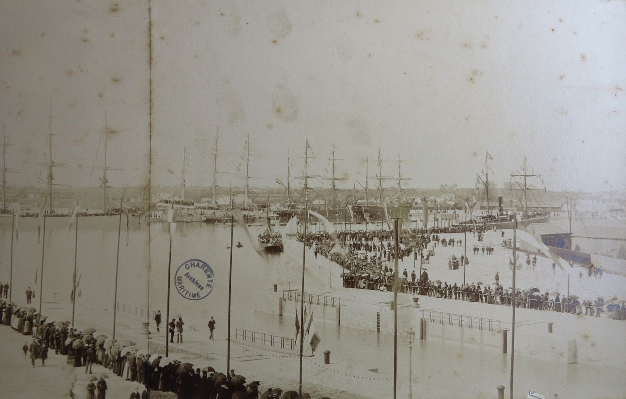 Construction du bassin : fêtes d'inauguration, le 18 mai 1890.