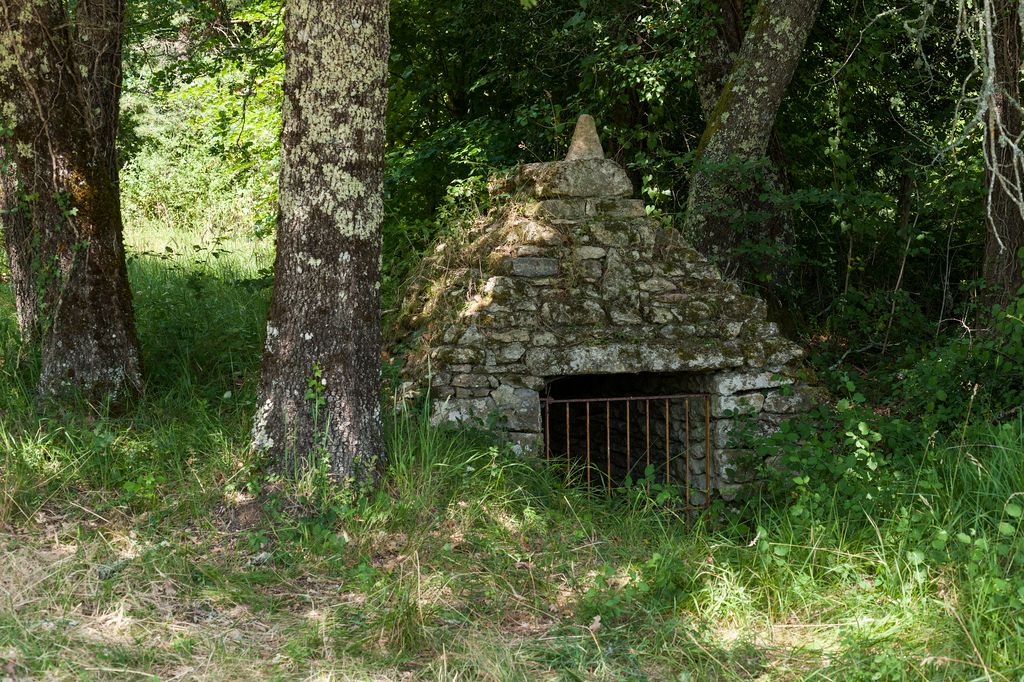 Entrée d'un cluzeau.
