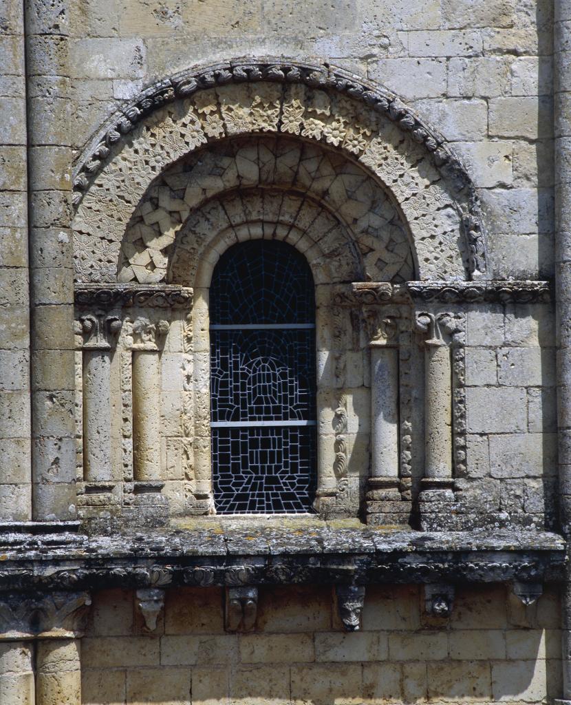 Façade occidentale, deuxième niveau : baie sud.