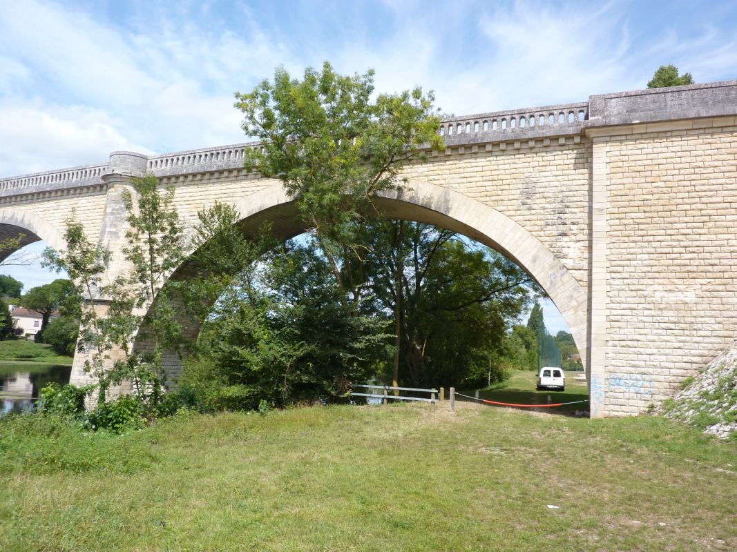 Arche ouest.